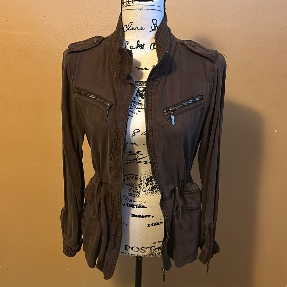 Brown Jacket - Picture 5 of 9